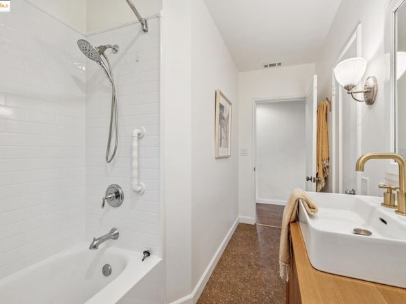 999 Alice Ave, San Leandro CA 94577
