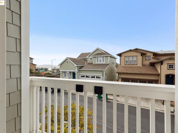311 Seacliff Way, Richmond CA 94801