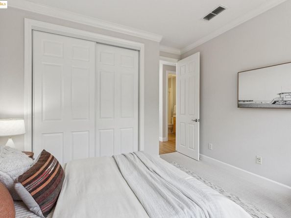 311 Seacliff Way, Richmond CA 94801