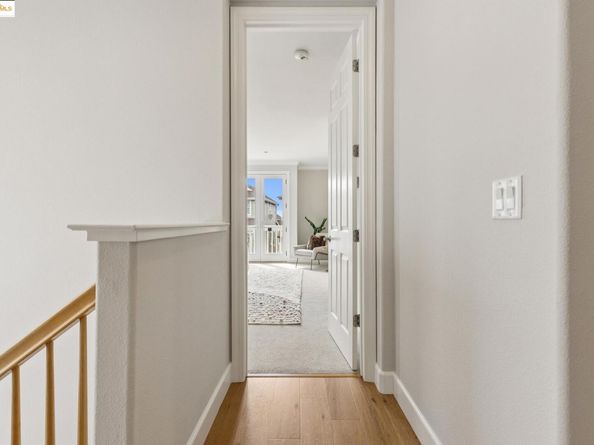 311 Seacliff Way, Richmond CA 94801