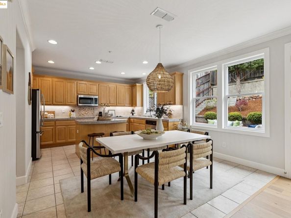 311 Seacliff Way, Richmond CA 94801
