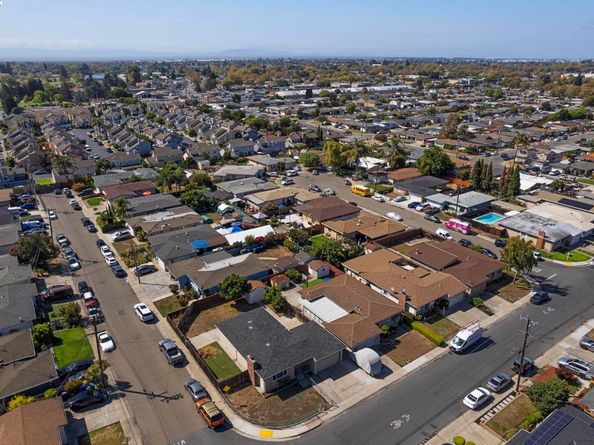 19665 Royal Ave, Hayward CA 94541