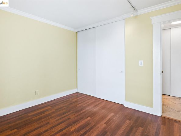 4 Commodore DR D523, Emeryville CA 94608