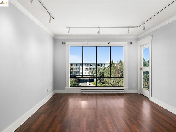 4 Commodore DR D523, Emeryville CA 94608