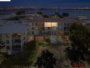 4 Commodore DR D523, Emeryville CA 94608