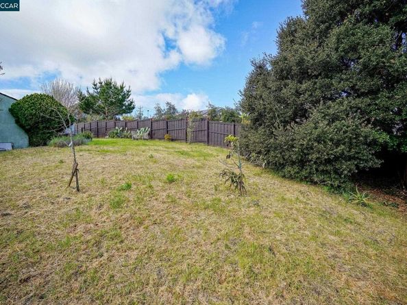 742 La Paloma Rd, El Sobrante CA 94803