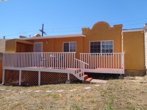 2122 E 25Th St, Oakland CA 94606