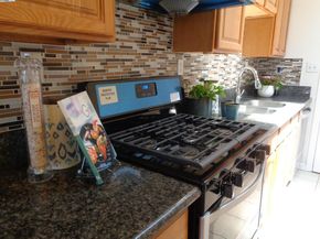2122 E 25Th St, Oakland CA 94606