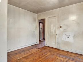 4017 Altamont Ave, Oakland CA 94605