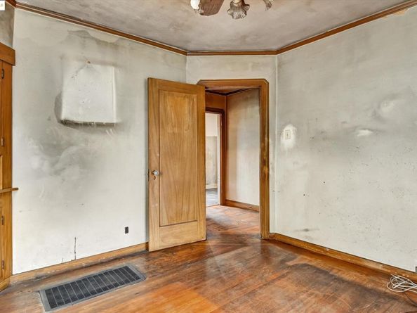 4017 Altamont Ave, Oakland CA 94605