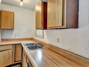 4017 Altamont Ave, Oakland CA 94605