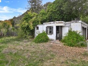 4017 Altamont Ave, Oakland CA 94605