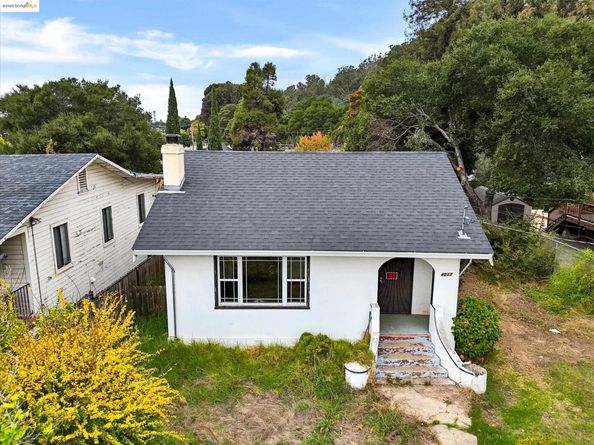 4017 Altamont Ave, Oakland CA 94605