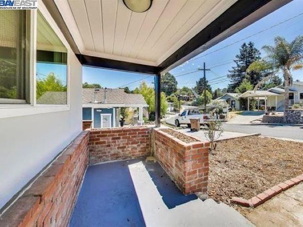 2131 Pomona Ave, Martinez CA 94553