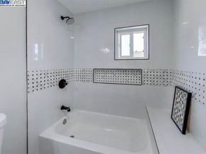 2131 Pomona Ave, Martinez CA 94553