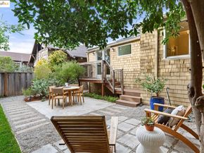 2644 Parker St, Berkeley CA 94704