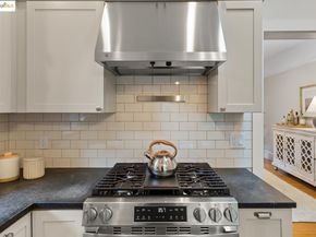 2644 Parker St, Berkeley CA 94704