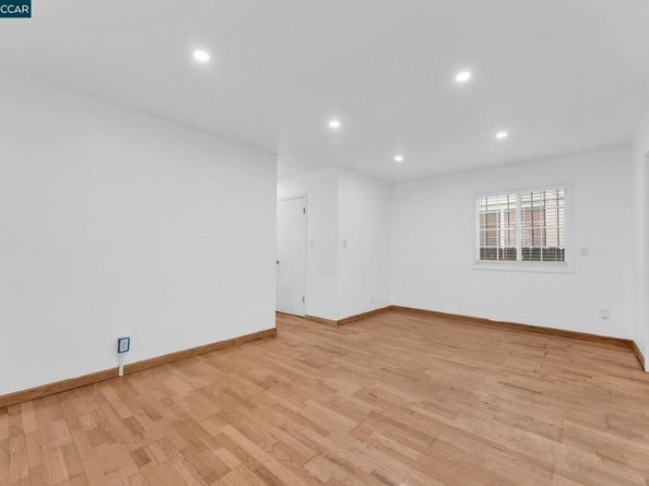 436 Marina Way S, Richmond CA 94804