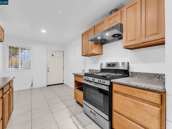 436 Marina Way S, Richmond CA 94804