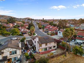 103 Opal Ct, Hercules CA 94547