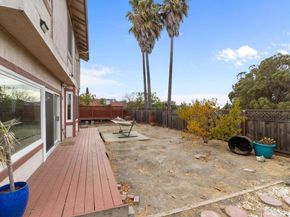 103 Opal Ct, Hercules CA 94547