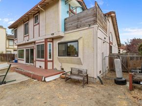 103 Opal Ct, Hercules CA 94547