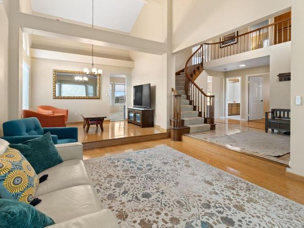 103 Opal Ct, Hercules CA 94547