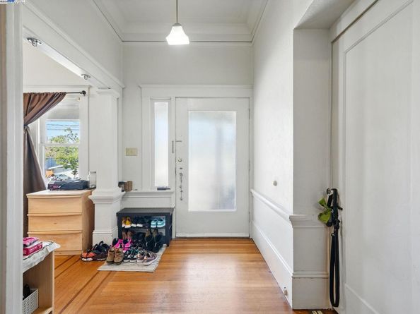 1572 Lincoln Ave, Alameda CA 94501