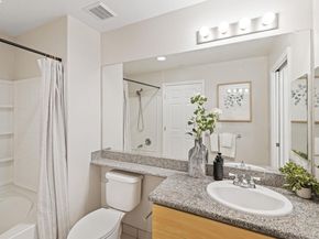 1121 40th Street 2406, Emeryville CA 94608