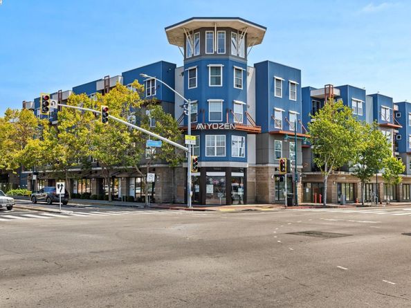 1121 40th Street 2406, Emeryville CA 94608