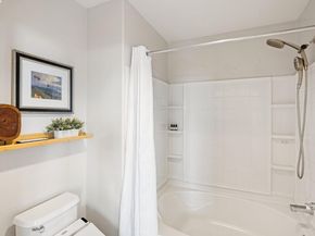 1121 40th Street 2406, Emeryville CA 94608