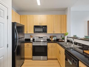 1121 40th Street 2406, Emeryville CA 94608