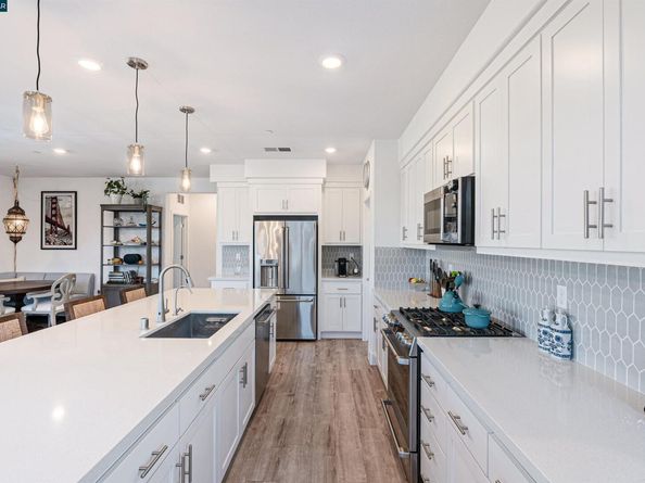 729 Delve Ct, Hayward CA 94544