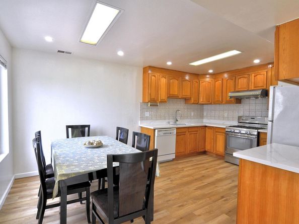 1604 E 19Th St, Oakland CA 94606