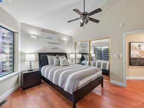 7716 Skyline Blvd, Oakland CA 94611