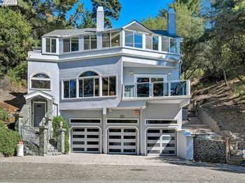 7716 Skyline Blvd