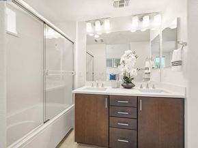 1421 Nightshade Rd 31, Milpitas CA 95035
