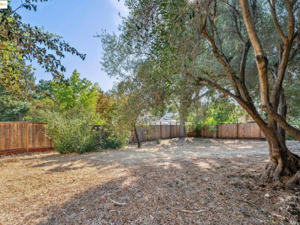4055 Kimberly Pl, Concord CA 94521