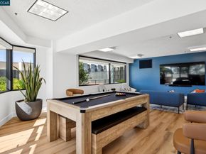 6363 Christie Ave 1421, Emeryville CA 94608
