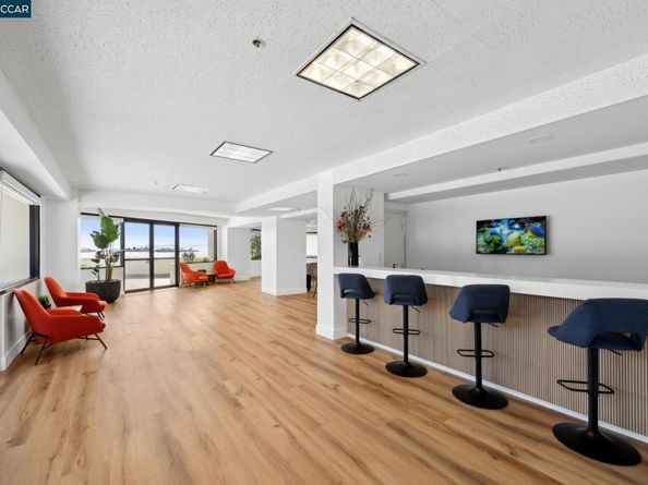 6363 Christie Ave 1421, Emeryville CA 94608