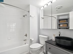 6363 Christie Ave 1421, Emeryville CA 94608