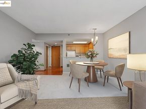 988 Franklin 328, Oakland CA 94607