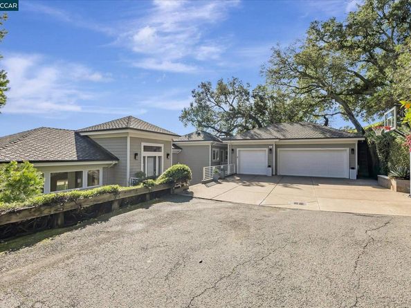 4 Berrybrook Hollow, Orinda CA 94563