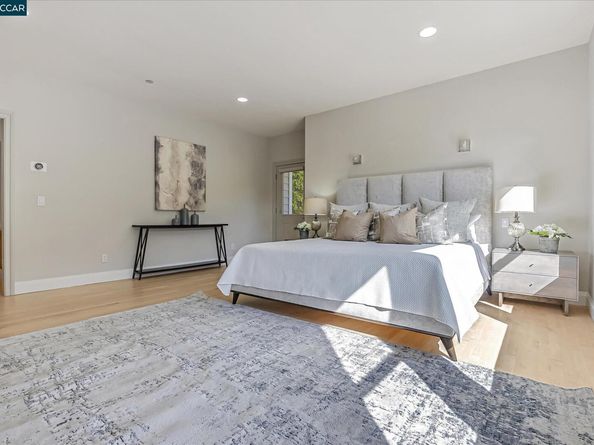 4 Berrybrook Hollow, Orinda CA 94563