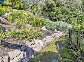 4 Berrybrook Hollow, Orinda CA 94563