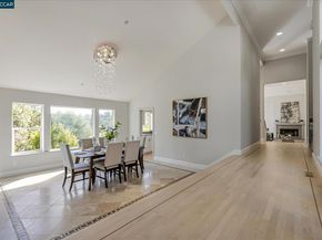 4 Berrybrook Hollow, Orinda CA 94563