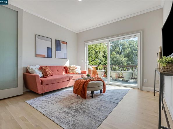 4 Berrybrook Hollow, Orinda CA 94563