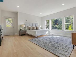 4 Berrybrook Hollow, Orinda CA 94563