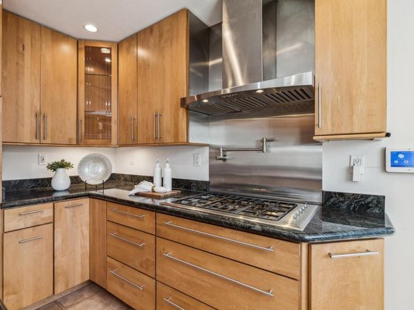 3483 Skyline Dr, Hayward CA 94542