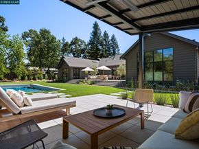 3364 Las Huertas Rd, Lafayette CA 94549